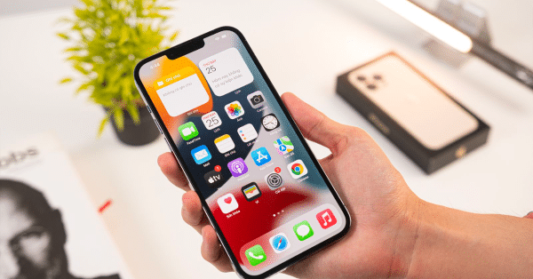 Vậy, điện thoại bị cháy màn hình có sửa được không?