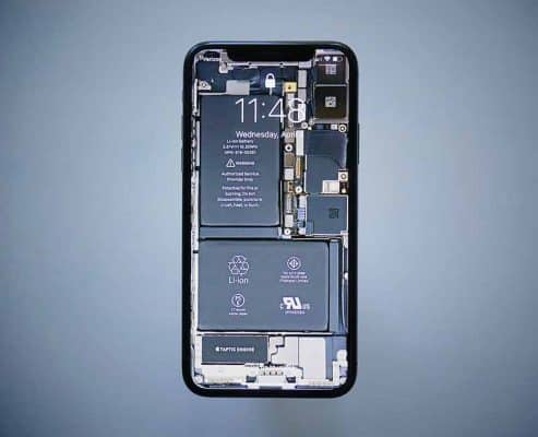 thay pin điện thoại uy tín